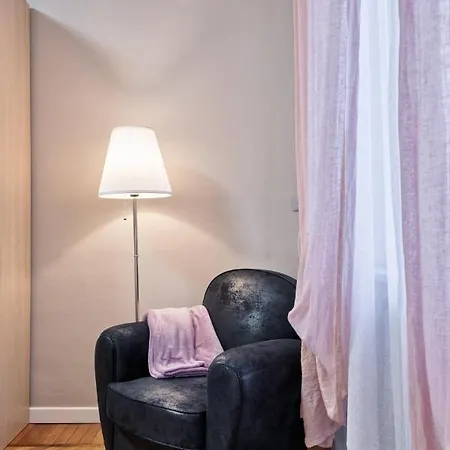 Apartment Borgo Dora Balcony Flat