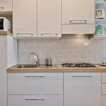 Borgo Dora Balcony Flat * Turin