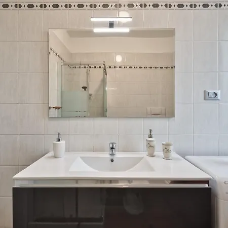 Borgo Dora Balcony Flat